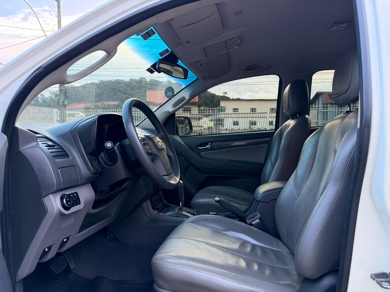 Chevrolet S10 LTZ Automática 2014