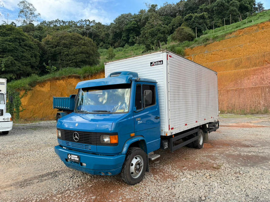 Mercedes-Benz 710 2010