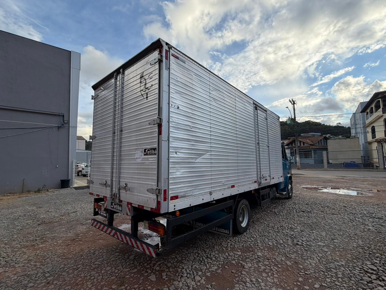 Mercedes-Benz 710 2010