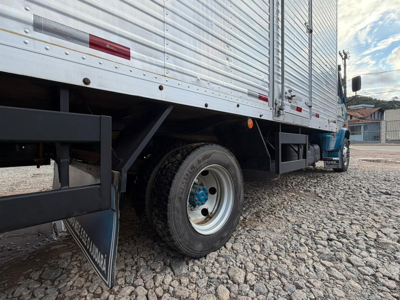 Mercedes-Benz 710 2010