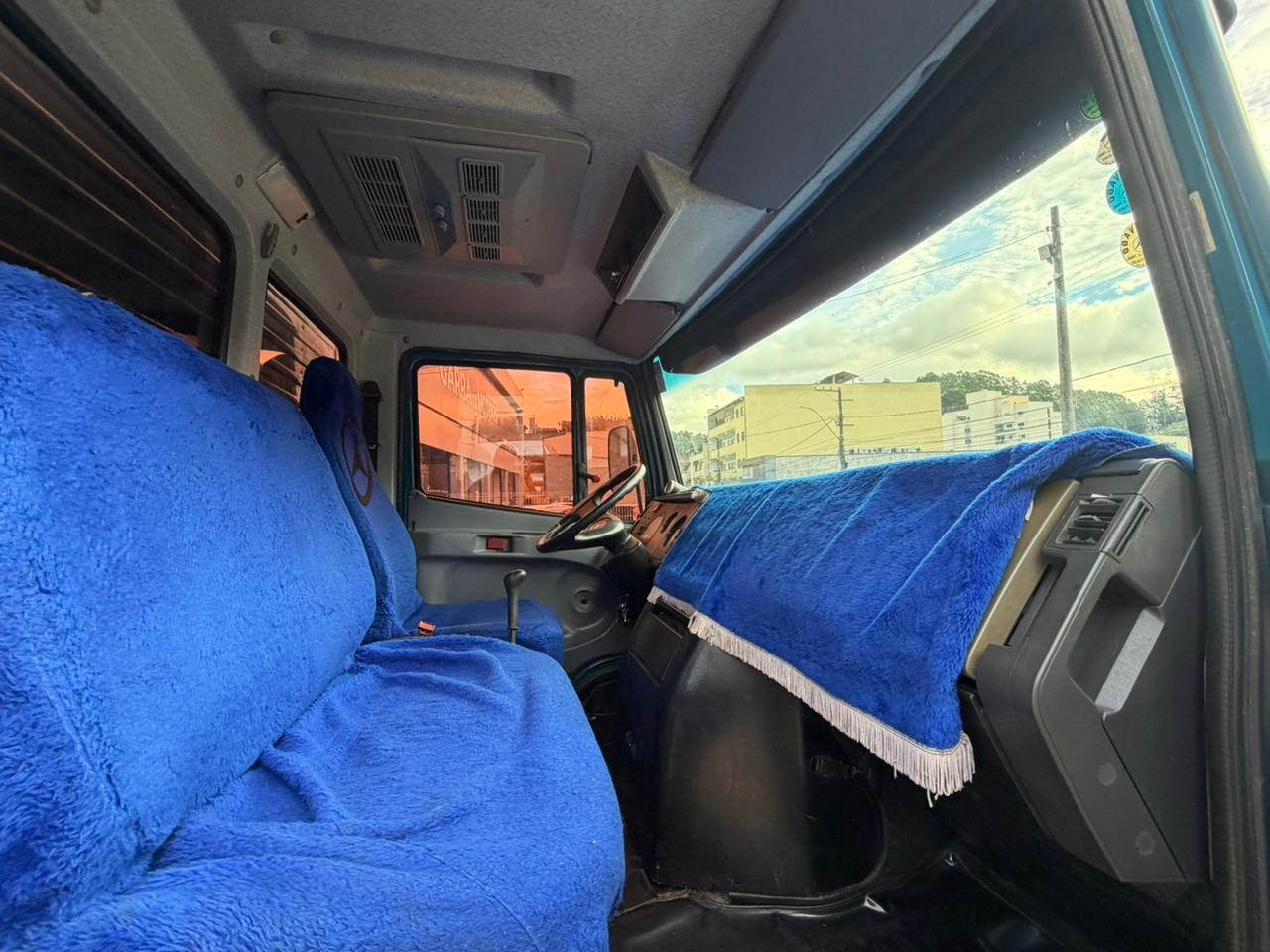 Mercedes-Benz 710 2010