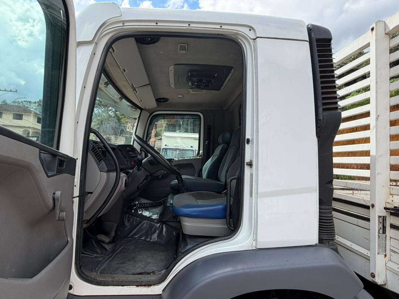 VOLKSWAGEM 15-180 MOD 2008