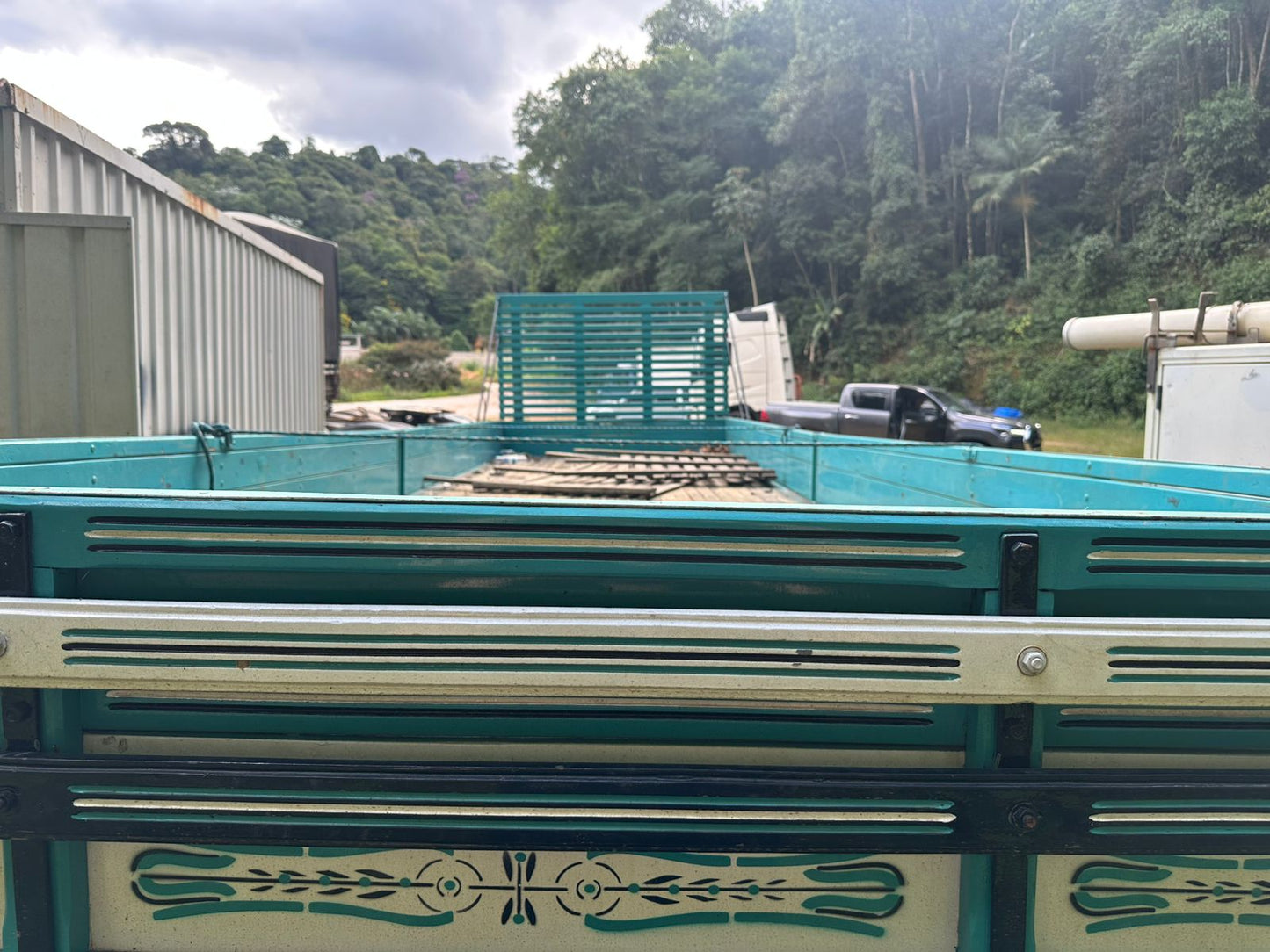 CARROCERIA PARA SCANIA P310 BI TRUCK