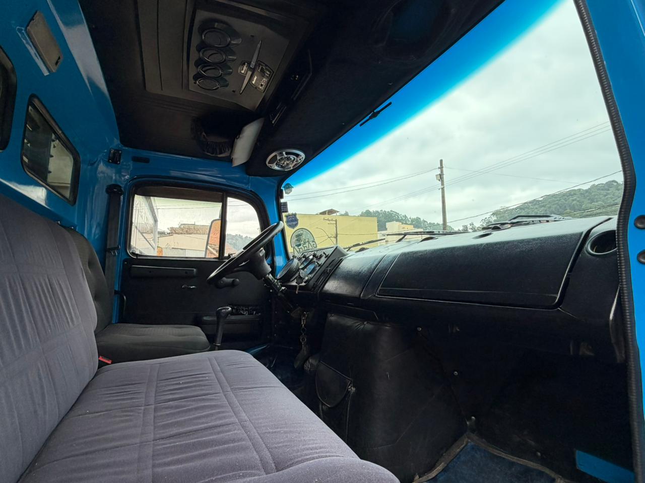 MERCEDES BENS 1516 TRUCK 1983