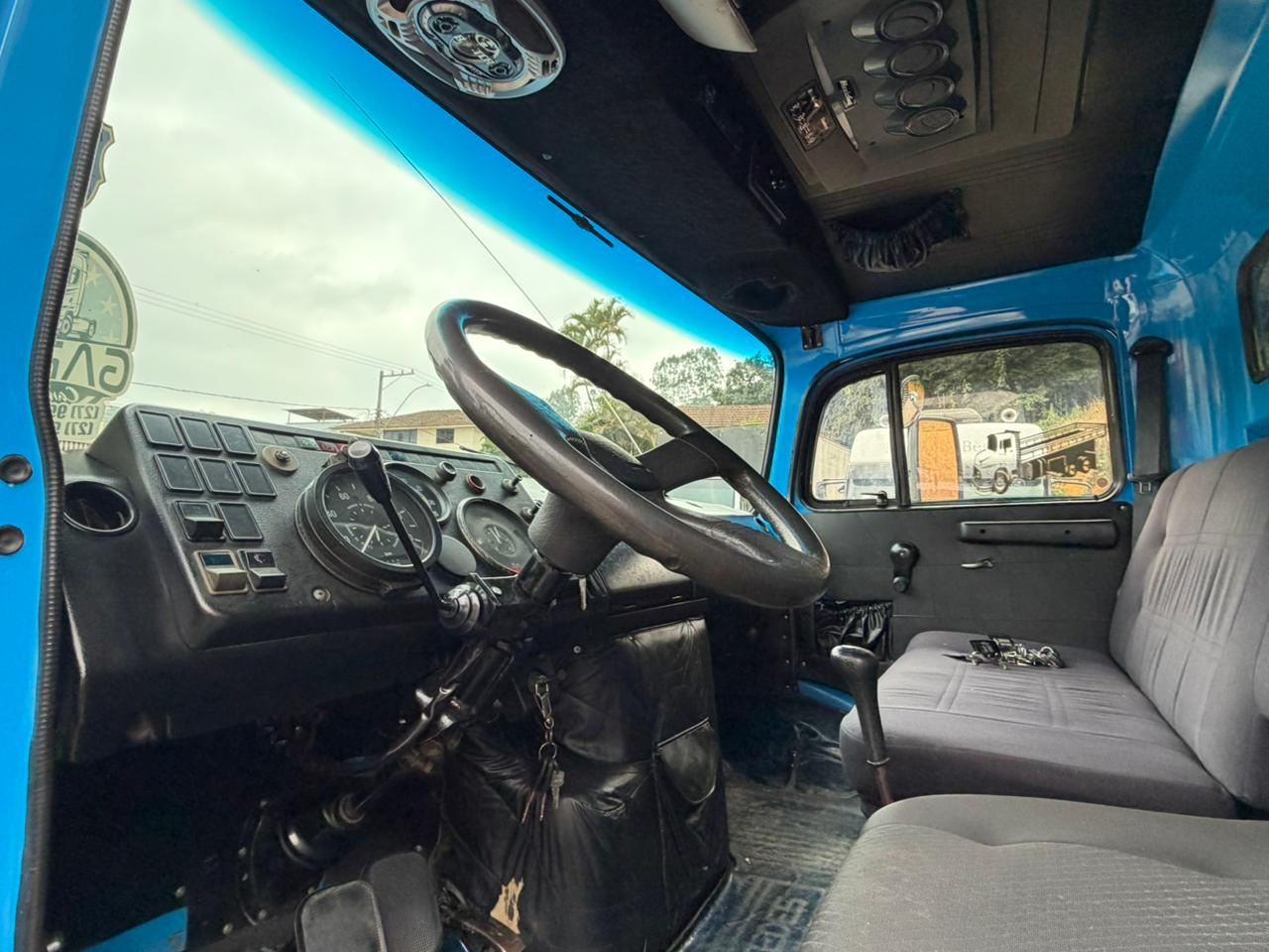 MERCEDES BENS 1516 TRUCK 1983