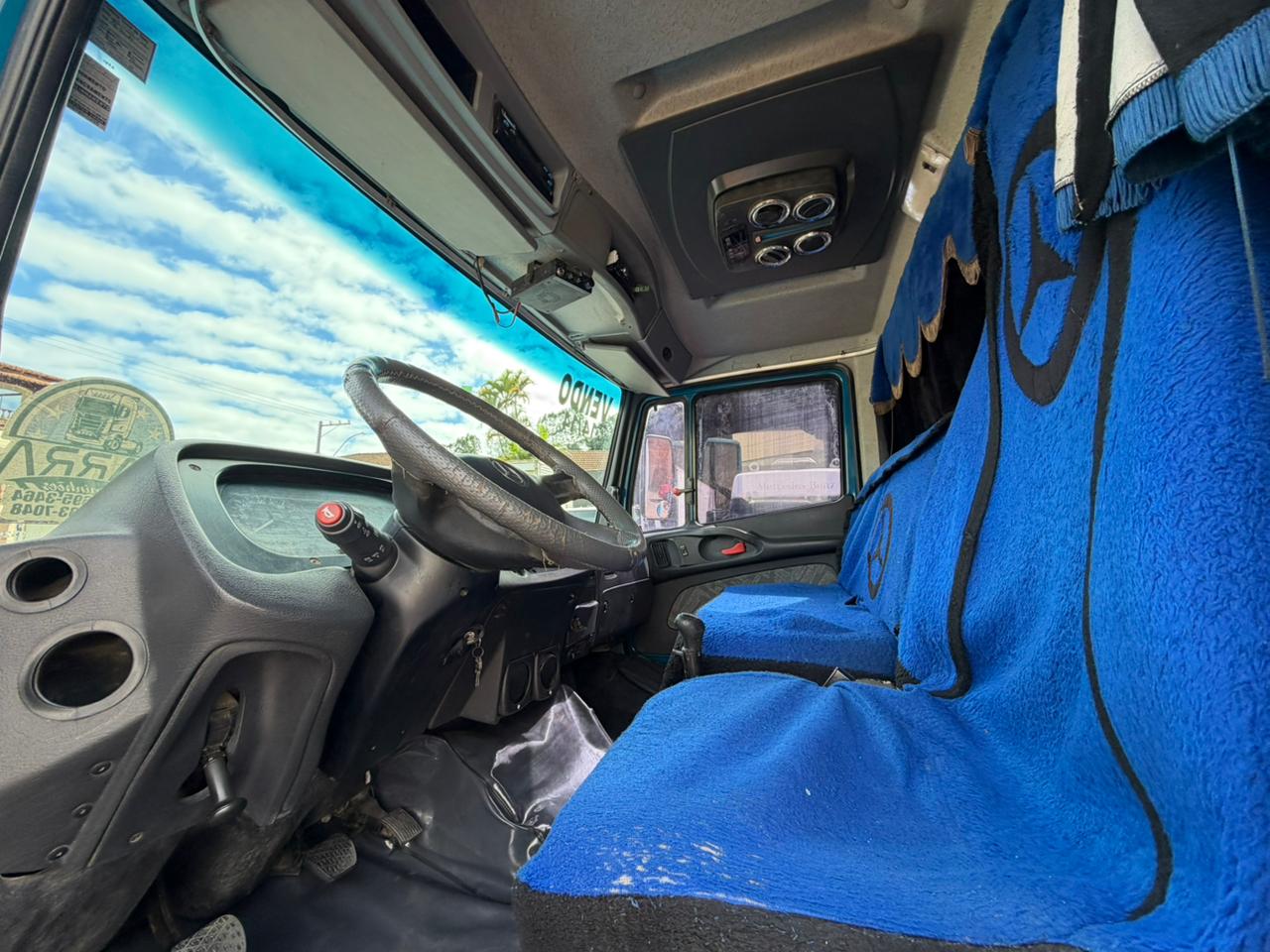 MERCEDES BENZ 2324 2014