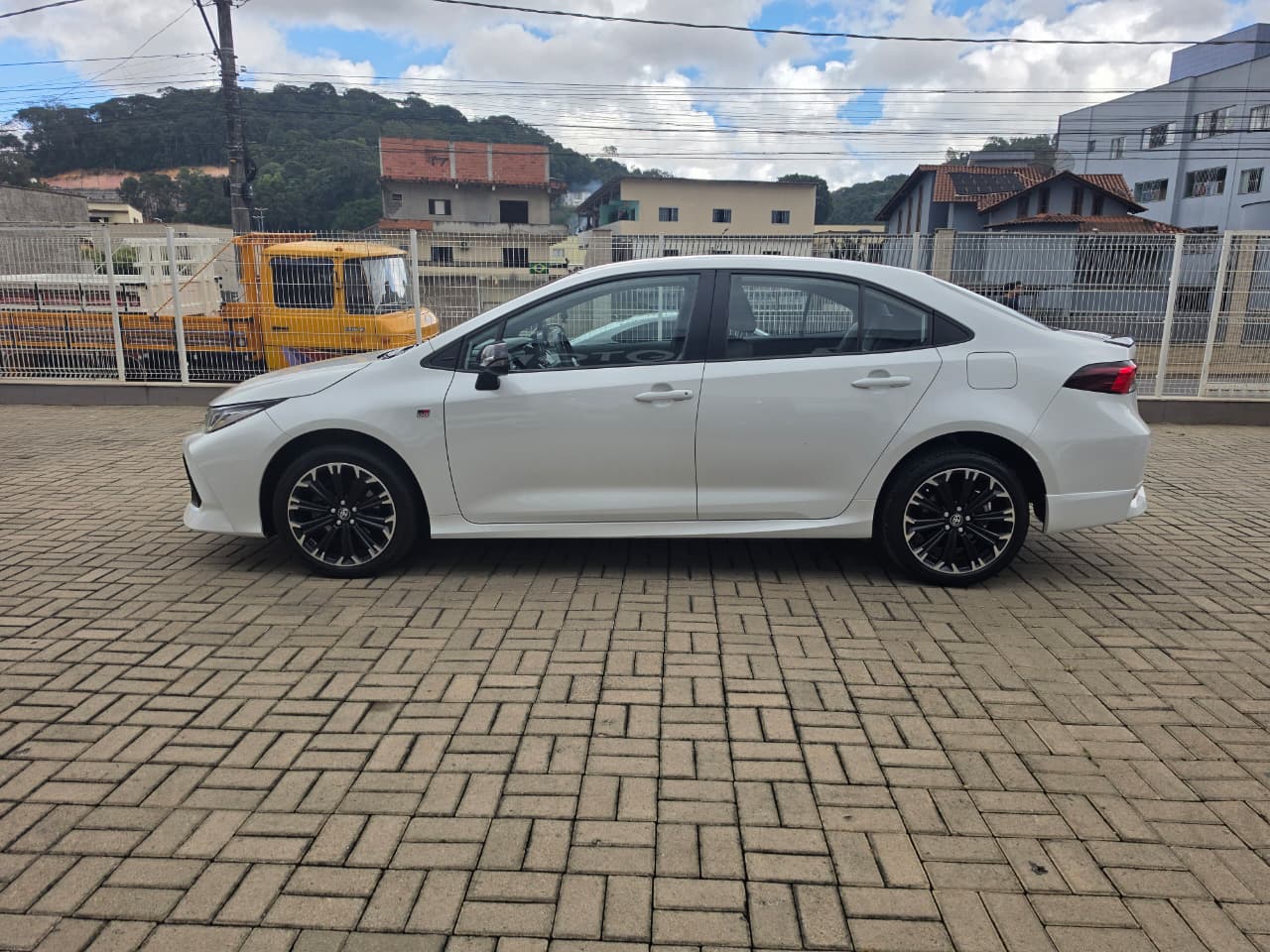 TOYOTA COROLLA GR-SPORT 2.0 FLEX AUTOMÁTICO MOD 23