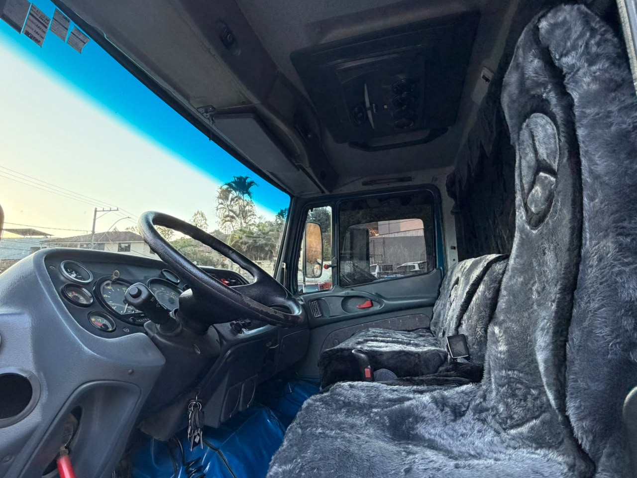 MERCEDES BENZ 1620 REDUZIDO TRUCK 2009