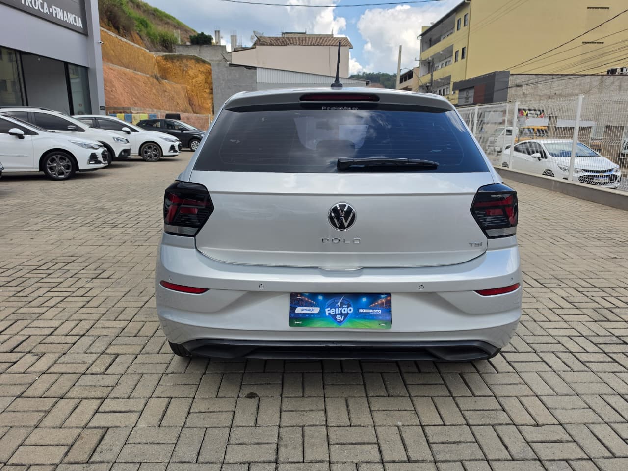 VOLKSWAGEN POLO COMFORTLINE 1.0 TURBO AUTOMÁTICO MOD 23
