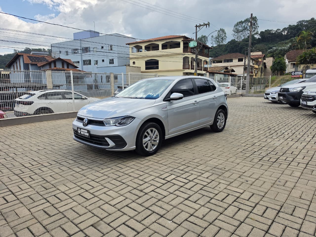 VOLKSWAGEN POLO COMFORTLINE 1.0 TURBO AUTOMÁTICO MOD 23