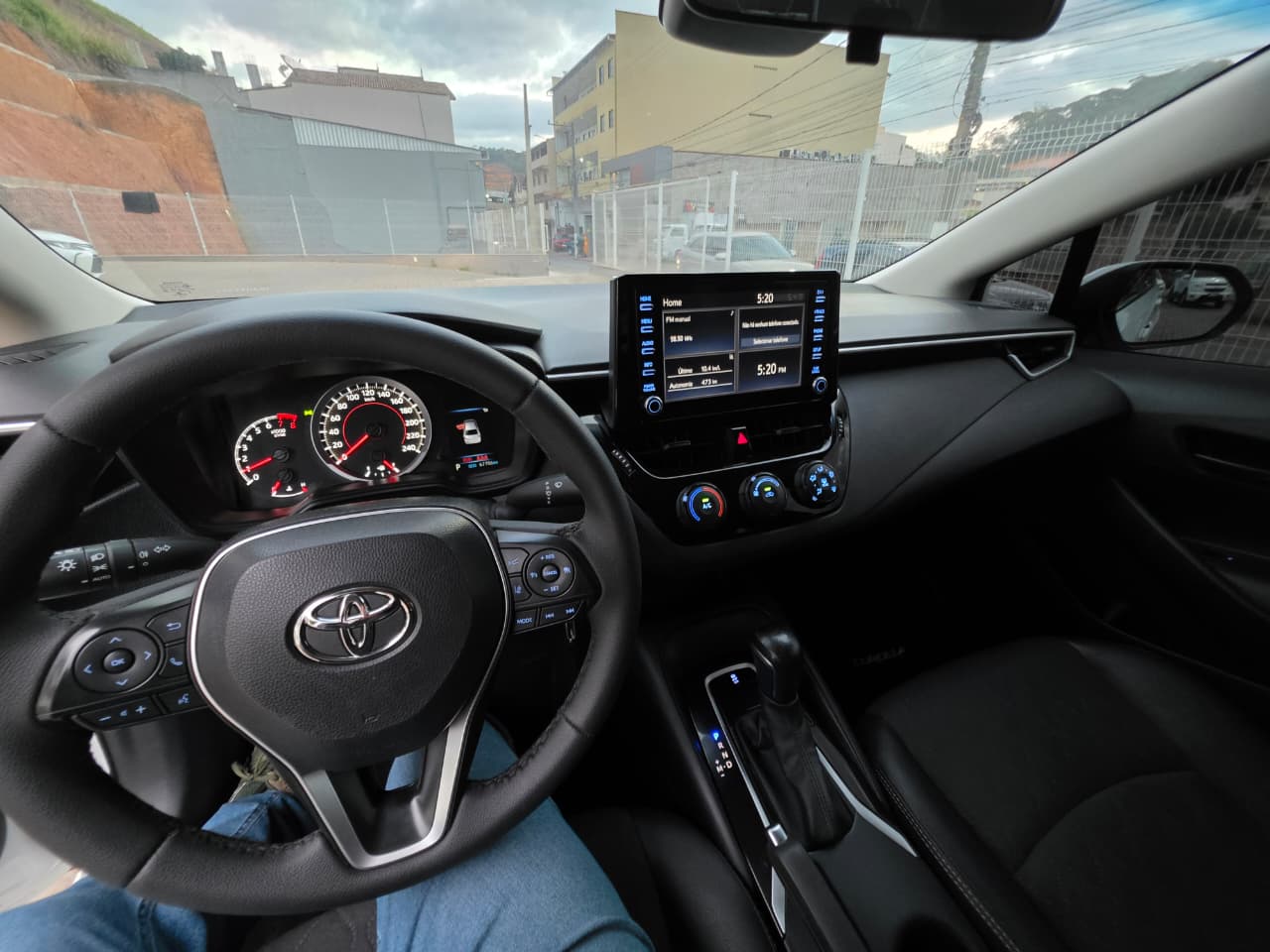 TOYOTA COROLLA GLI 2.0 FLEX AUTOMÁTICO MOD 23