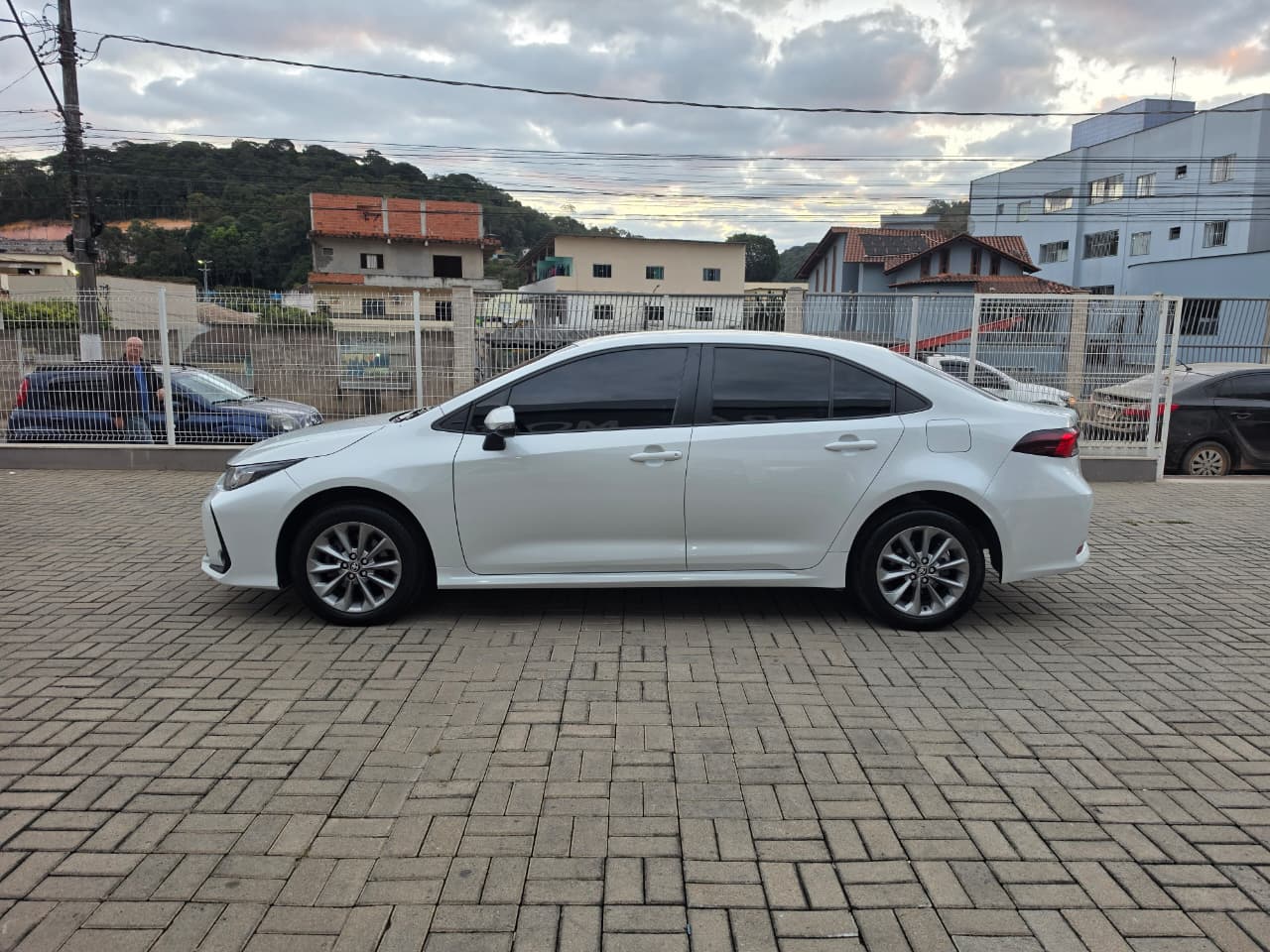 TOYOTA COROLLA GLI 2.0 FLEX AUTOMÁTICO MOD 23