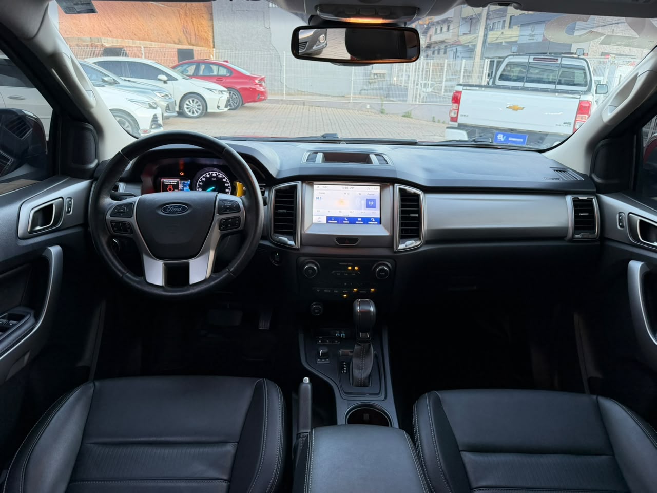 FORD RANGER LIMITED 3.2 TURBO DIESEL 4x4 AUTOMÁTICA  MOD 23