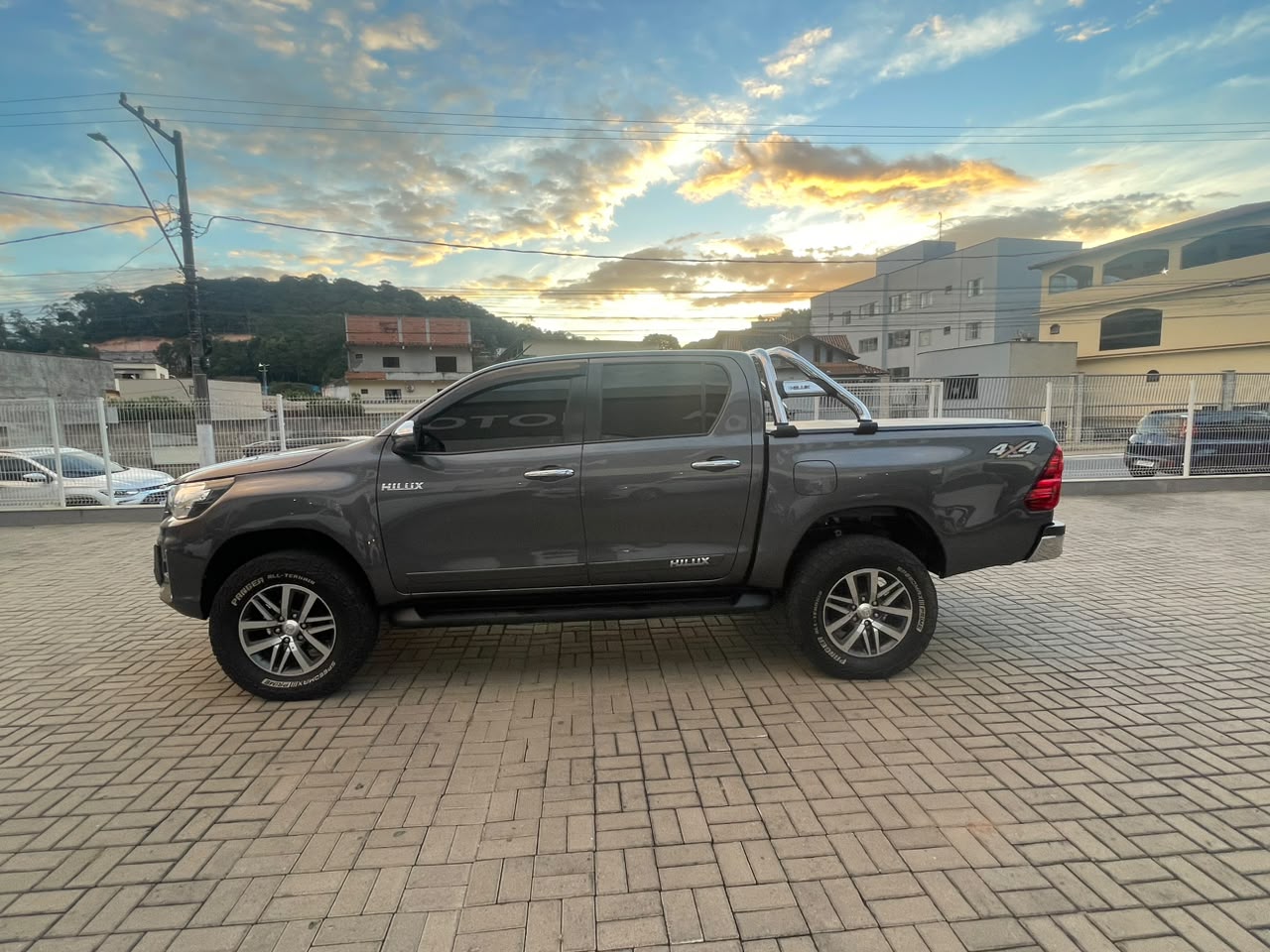 Toyota Hilux SRV 2.8 Turbo Diesel Automática MOD 20