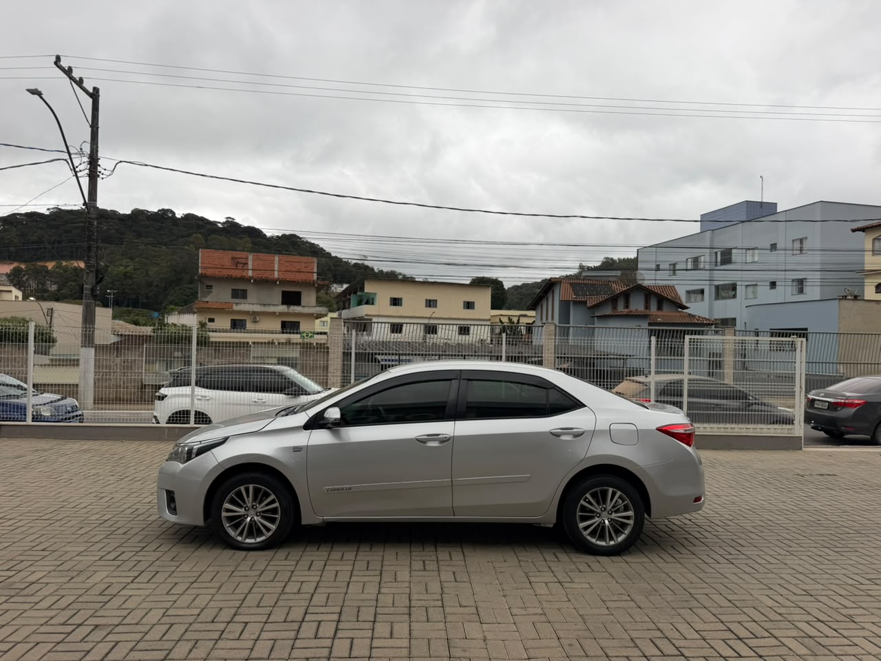 Toyota Corolla XEi 2.0 Automático Mod 2016