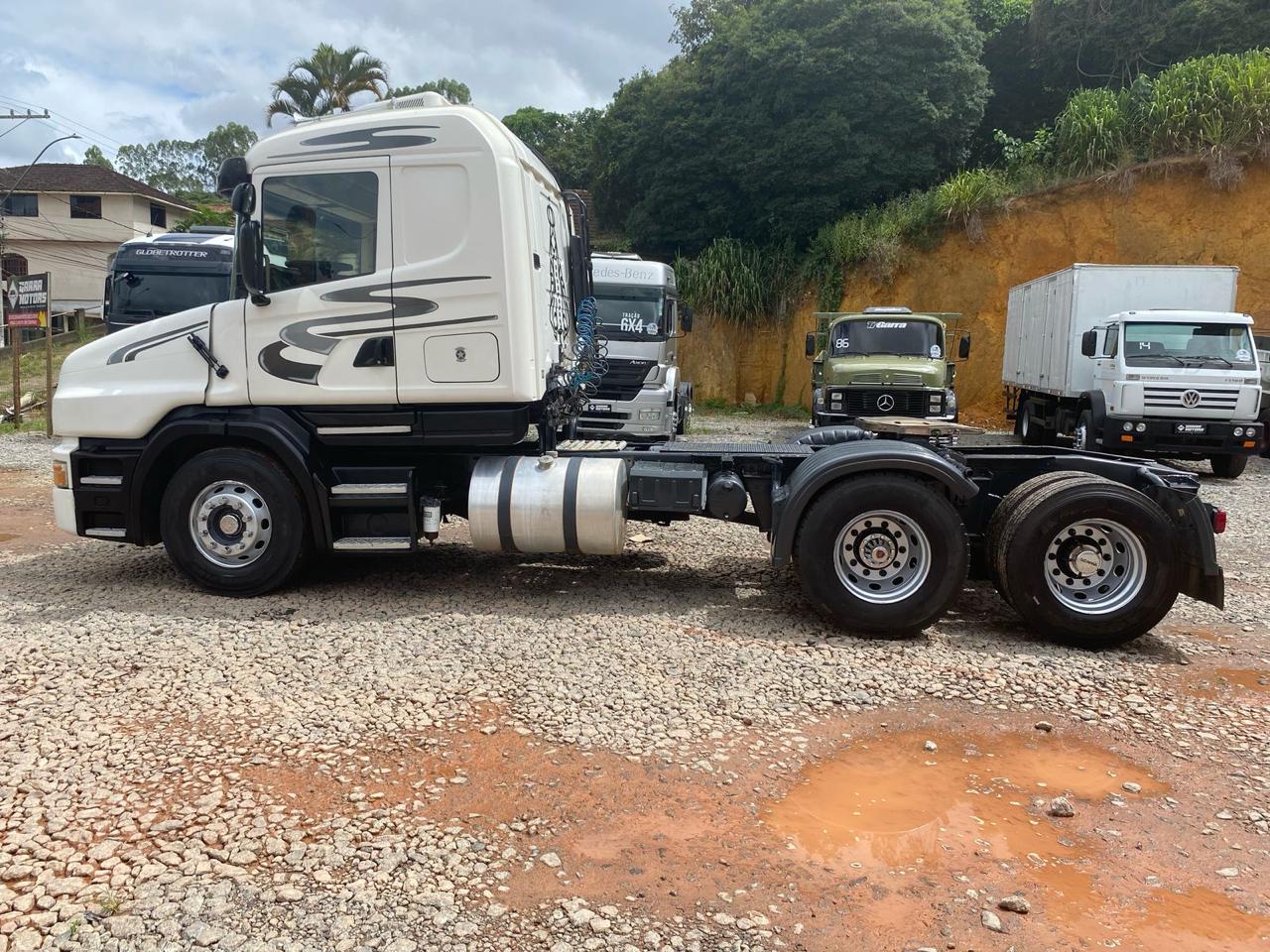 SCANIA T-124 GA 360 6x2 2009