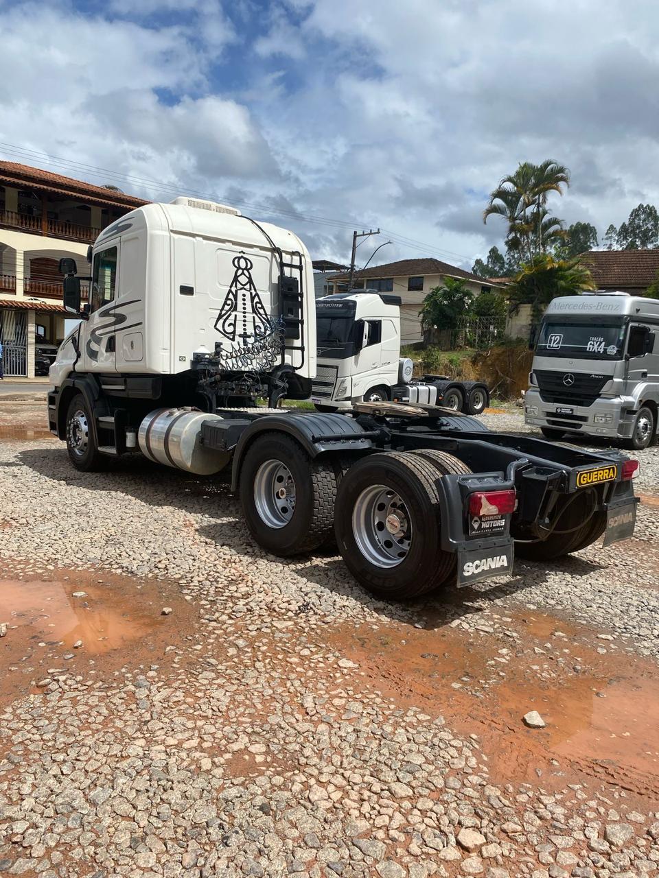 SCANIA T-124 GA 360 6x2 2009