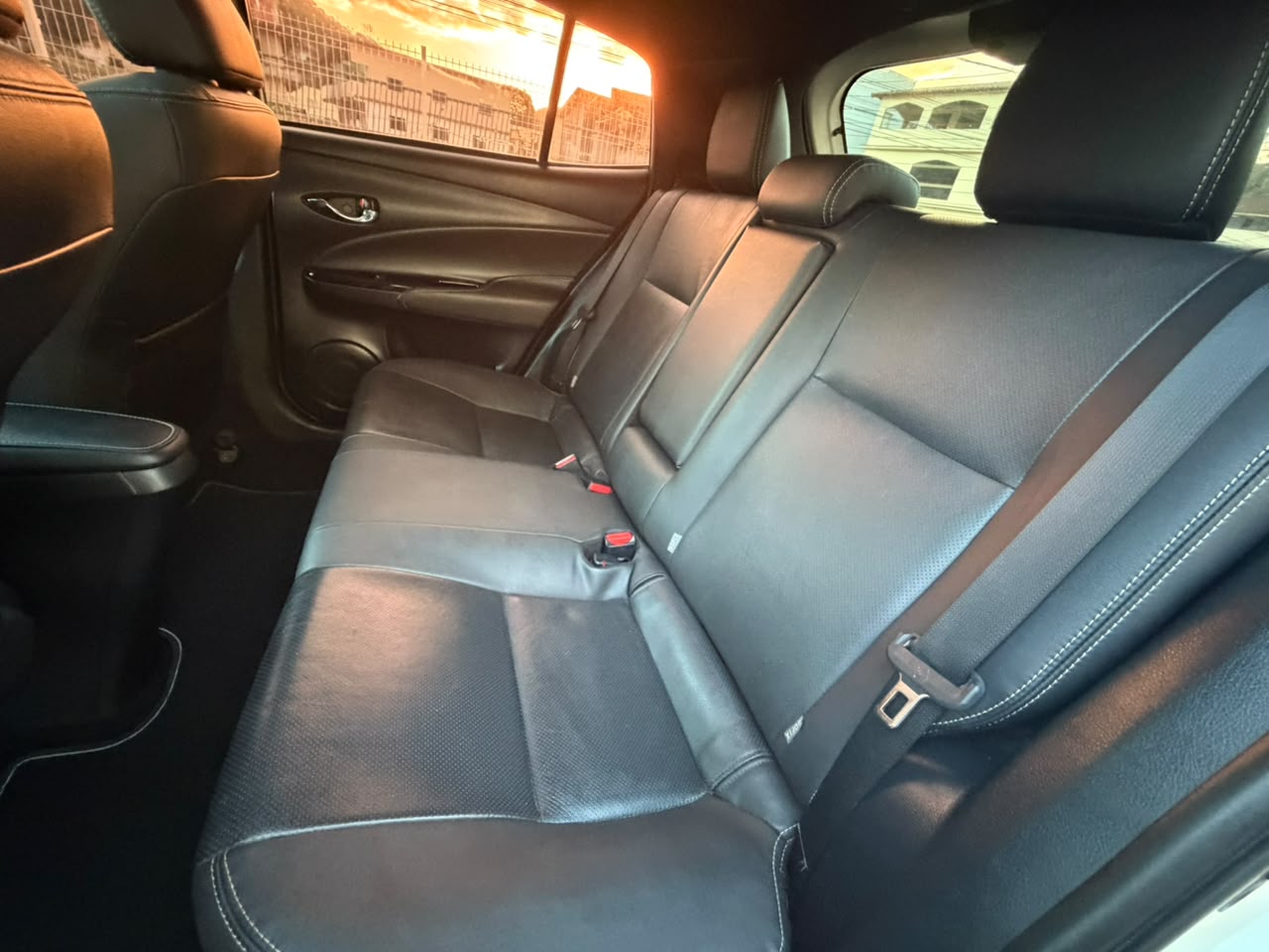 Toyota Yaris XLS 1.5 Automático com teto solar 2019