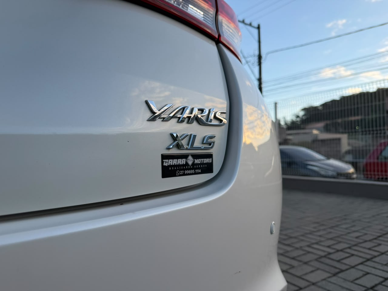Toyota Yaris XLS 1.5 Automático com teto solar 2019