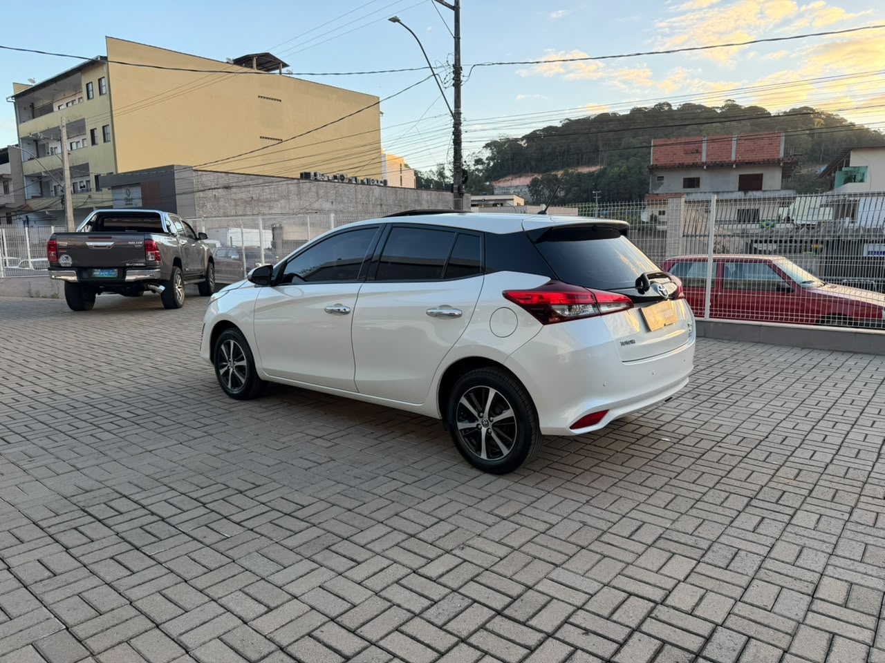 Toyota Yaris XLS 1.5 Automático com teto solar 2019