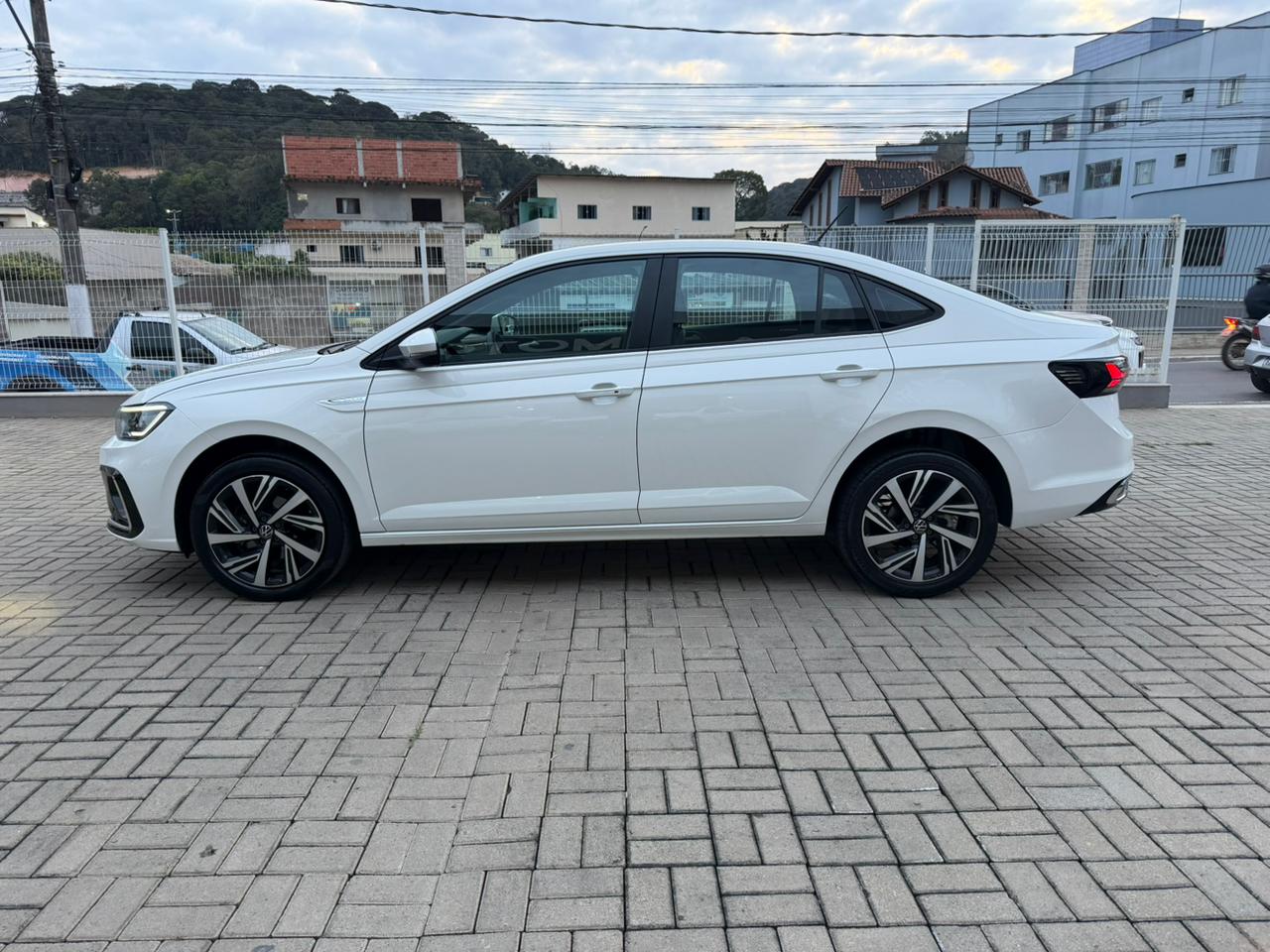 Volkswagen Virtus Highline 1.0 Turbo Automático mod 26