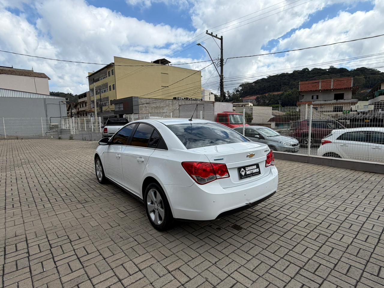 Chevrolet Cruze Sedan 1.8 Automático 2012