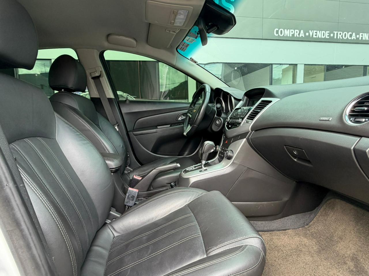 Chevrolet Cruze Sedan 1.8 Automático 2012