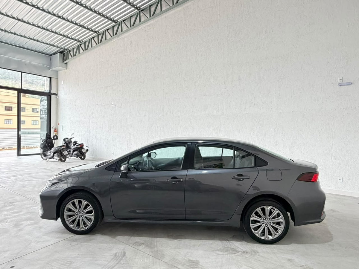 Toyota Corolla XEi 2.0 Automático 2023