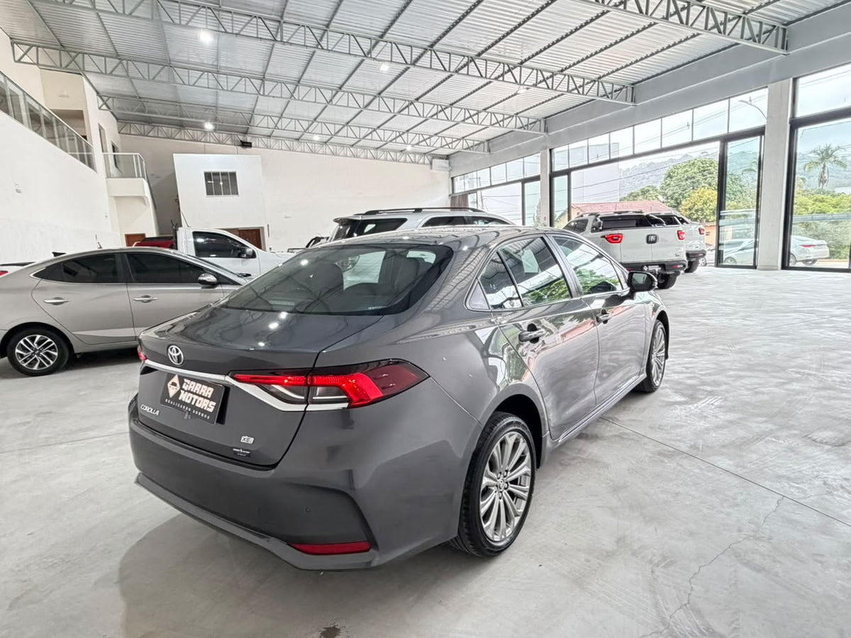 Toyota Corolla XEi 2.0 Automático 2023