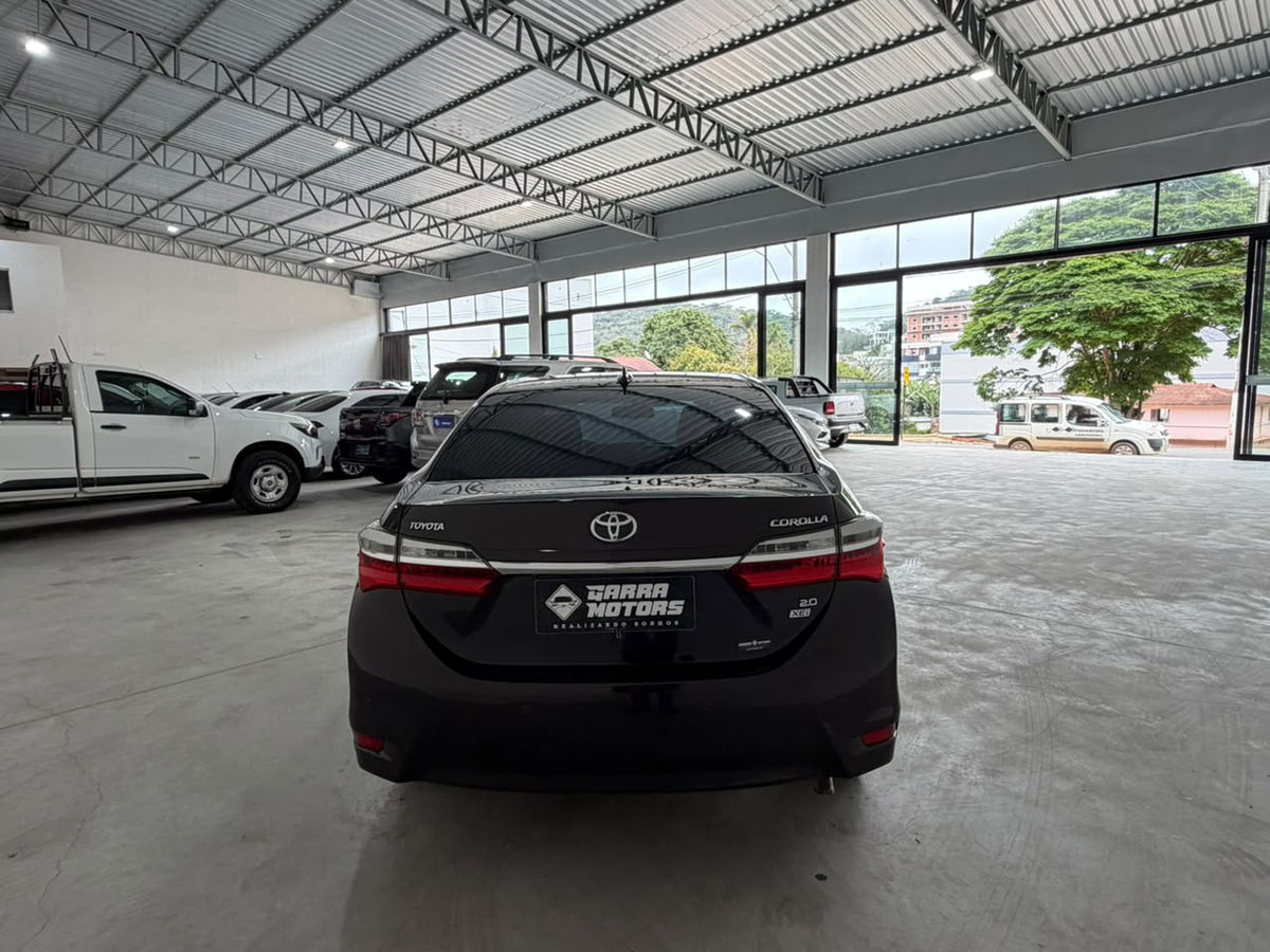 Toyota Corolla XEi 2.0 Automático 2018